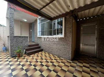 Casa · 200m² · 2 Quartos · 1 Vaga · Sobrado a venda no bairro Embaré