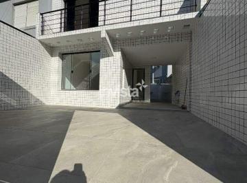 Casa · 220m² · 3 Quartos · 2 Vagas · Casa à venda em Santos (Vila Mathias) - 3 quartos, 2 suítes, 220 m², frente