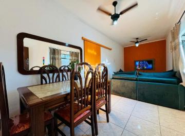 Apartamento · 70m² · 2 Quartos · 1 Vaga · Apartamento à venda no bairro Embaré