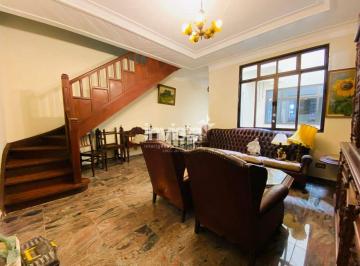 Casa · 225m² · 3 Quartos · 1 Vaga · Casa à venda no bairro Gonzaga