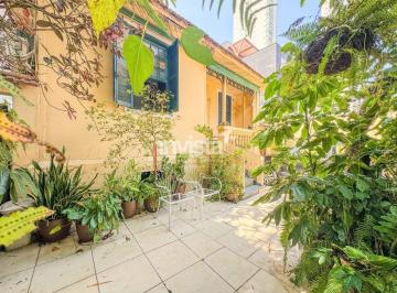 Casa · 57m² · 2 Quartos · 1 Vaga · Casa à venda no bairro Embaré