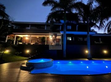 Casa · 890m² · 5 Quartos · 6 Vagas · Espetacular Casa Nova na Fazendinha: Espaço, Conforto e Privacidade em meio à Natureza.