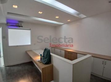 Foto 09 · Casa Residencial para uso Comercial, de 350m², na excepcional e super valorizada Rua Redentor, na qu