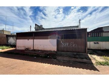 Casa · 150m² · 2 Quartos · 3 Vagas · Casa com 2 quartos, na Quadra 116 do Recanto das Emas- ao lado do terminal de ônibus