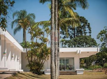 Casa · 610m² · 5 Quartos · 4 Vagas · Espetacular Casa Contemporânea: Conforto e Sofisticação em Cada Detalhe!