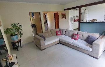 d608e2b7ba24ee74a4a1667198e7461339fcf9ec · excelente chácara em Mariporã 650M²