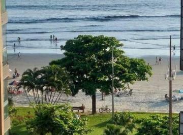19cf2c059b44ca5ddb3e017bc0da45a9c80610b8 · Maravilhoso apto prédio frente ao mar, raridade 2 amplos quartos, sala ampla, dependência de emprega