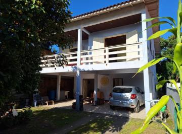 705646_i3CH6_7056466802bbb6b6108.jpg · Casa com 4 Dormitórios a 100m da Lagoa e do Mar - Barra de Ibiraquera, Imbituba/SC