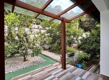 Casa · 311m² · 11 Quartos · 10 Vagas · Casa com 11 quartos (3 suítes) no bairro Corrego Grande -Florianópolis - SC