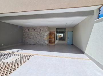 Casa · 132m² · 3 Quartos · 4 Vagas · Casa 3 quartos no Jardim Presidente