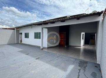 Casa · 170m² · 3 Quartos · Casa 3 quartos sozinha no lote, Residencial Flamingo ao lado Jardim Presidente