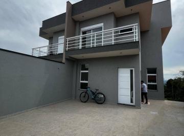 Casa · 195m² · 3 Quartos · 2 Vagas · Casa à Venda em Atibaia – Oportunidade Incrível!