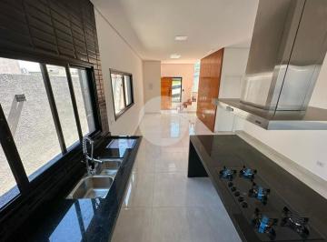 Casa · 3 Quartos · 2 Vagas · Casa à venda no bairro Chácara Jaguari (Fazendinha) em Santana de Parnaíba/SP