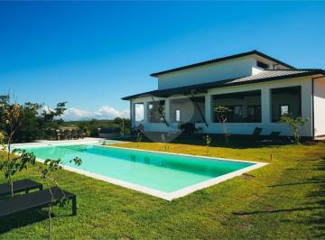 Casa · 755m² · 10 Quartos · 9 Vagas · Condomínio com 10 quartos à venda em Golfe - RJ
