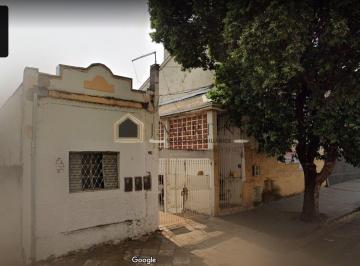 Casa · 320m² · 3 Quartos · Casa para venda no Centro- (Rua do Porto), Piracicaba