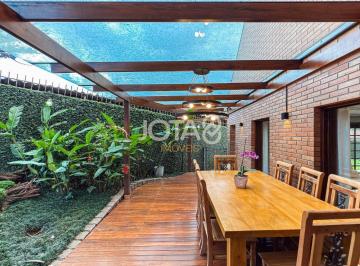 76388_i3Z535g_763886803b8b71958d.jpg · Excelente casa com 4 suítes e amplo terreno - j8