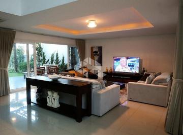 56214_56214_156312.jpg · Casa a venda em Condomínio fechado com 257m², 3 dormitórios, piscina e 2 vagas de garagem