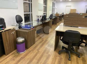 Comercial · 235m² · 6 Vagas · Salas à venda em Vila cordeiro - SP