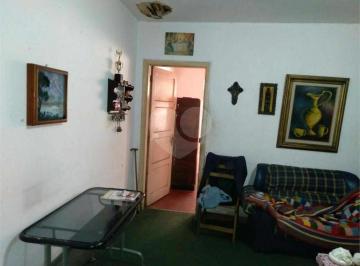 Casa · 103m² · 2 Quartos · 1 Vaga · O Imóvel está localizado a 5 minutos do metrô Praça da Arvore