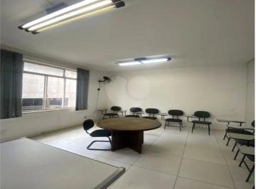 Comercial · 160m² · Salas à venda em República - SP
