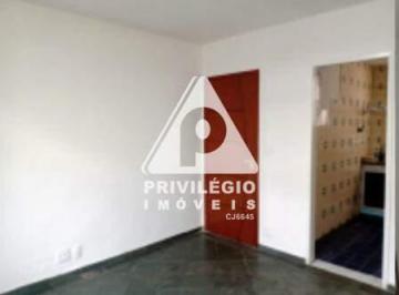 Apartamento · 48m² · 2 Quartos · Apartamento 2 quartos Claro arejado Olaria