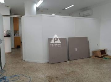 Comercial · 159m² · Loja com 159 m² Centro.