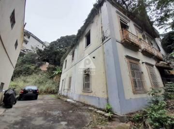 Casa · 400m² · 1 Quarto · 5 Vagas · Casa de rua à venda na Glória!
