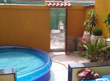 Casa · 120m² · 1 Quarto · Linda casa de vila OLARIA - Triplex 
