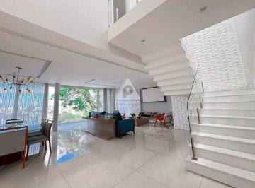 Sala de estar e Janter · EXCLUSIVIDADE - Casa com 4 suites, piscina e área gourmet em Condomínio Fechado no Grajaú!