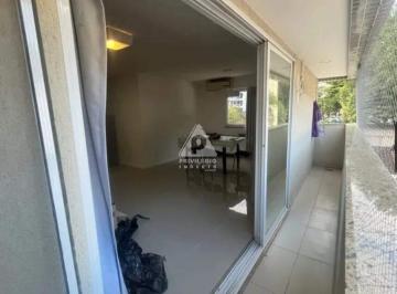 Apartamento · 70m² · 2 Quartos · 1 Vaga · Apartamento de 2 quartos e sol da manhã, próximo a Praça a Saens Pena. Entrar e morar