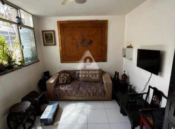 Apartamento · 61m² · 3 Quartos · Apartamento Duplex de 3 Quartos no Leblon: Cozinha com Cooktop e Dependência Completa