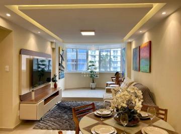 Apartamento · 99m² · 3 Quartos · Imóvel em Copacabana reformado e mobiliado de 3 quartos, sendo 1 suíte com closet!