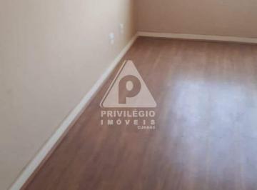 Apartamento · 90m² · 3 Quartos · 1 Vaga · Apartamento 3 quartos sala ampla area servico 1 vaga proximo comercio transporte metro Tijuca Sao Fr