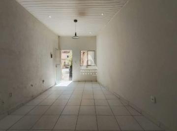 Casa · 105m² · 2 Quartos · Casa de vila com 2 quartos, no Centro