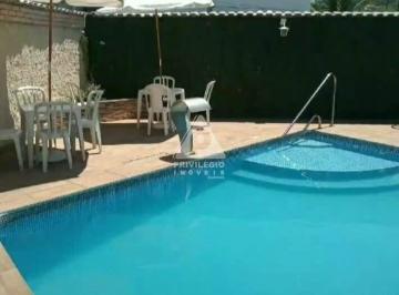 Casa · 260m² · 4 Quartos · 2 Vagas · Duas casas com entrada independente - 1 É CASA DE FESTAS COM PISCINA ETC