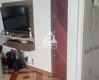 Apartamento · 54m² · 2 Quartos · 1 Vaga · Apartamento 2 quartos 1 vaga bem localizado transporte comercio Abolicao