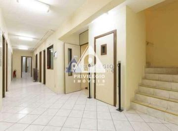 Hall de entrada · Privilégio Imóveis vende: Excelente Edifício Comercial em Botafogo