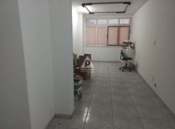 Comercial · 30m² · Sala comeercial a venda 150 metros do metro saens Pena , Tijuca