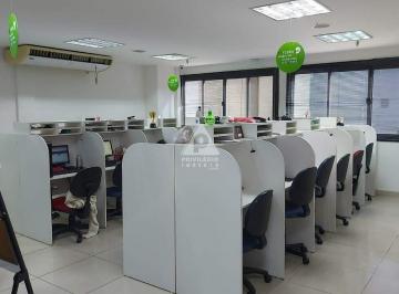 Comercial · 276m² · 1 Vaga · Andar Comercial Reformado à venda no Centro