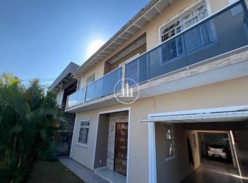 Casa · 265m² · 4 Quartos · 5 Vagas · Casa 3 Quartos com 1 Suíte e 265m² - Flor de Napolis