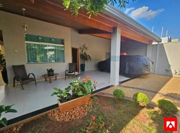 Casa · 220m² · 3 Quartos · 4 Vagas · Casa à venda no Residencial Dona Margarida em Santa Bárbara d'Oeste com 3 quartos (1 suíte) e 4 vaga