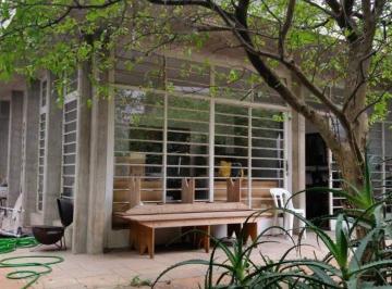 Casa · 300m² · 4 Quartos · 2 Vagas · Sobrado- 300m², Aclimação- São Paulo - SP
