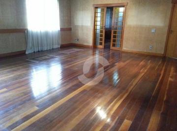 Casa · 380m² · 4 Quartos · 2 Vagas · Casa em Vital Brasil, Niterói/RJ de 380m² 4 quartos à venda por R$ 915.000,00