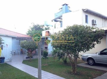 Casa de 4 quartos, Florianópolis · Casa em Balneário, Florianópolis/SC de 165m² 4 quartos à venda por R$ 1.800.000,00