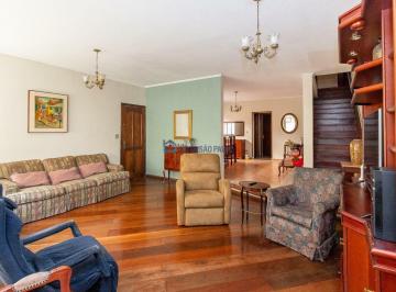 Casa · 240m² · 5 Quartos · 4 Vagas · Sobrado com 5 dormitórios à Venda na Vila da Saúde