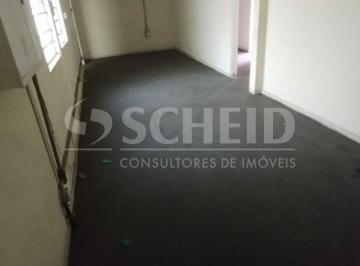 Comercial · 450m² · Conjunto comercial na parte superior ao lado da Igreja do telhado Verde, 450m².