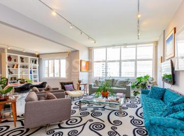 Apartamento · 130m² · 2 Quartos · 1 Vaga · Apartamento á Venda no Jardins com 130m², 2 quartos sendo 1 suíte, 1 vaga.