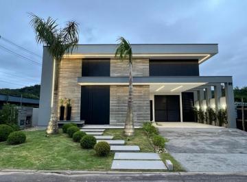 Casa · 174m² · 3 Quartos · Casa Nova e Moderna com Piscina em Condomínio Exclusivo
