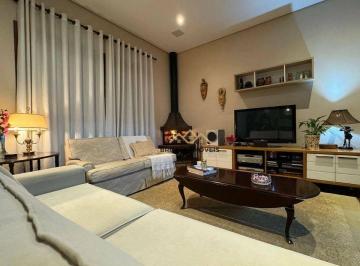 Sala de estar · CASA TÉRREA A VENDA, 3 QUARTOS, 504M²A.T, 208M²A.C, R$1.900.000.00, CONDOMÍNIO RESERVA DA SERRA, MED