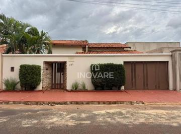 1388d382f0a6692a83a818bc3610b299b3feedeb · Casa com 3 dormitórios à venda, 200 m² por R$ 600.000,00 - Jardim Morumbi - Itumbiara/GO